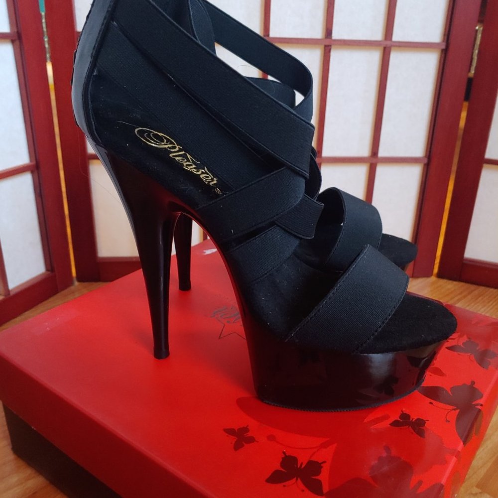 Pleaser Black heels size 8